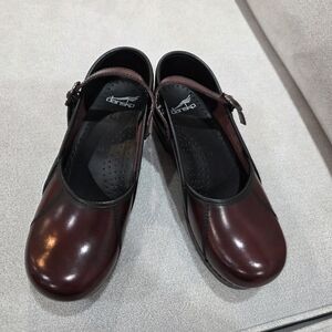 Dansko Burgundy Leather Mary Jane Clogs – Size 38